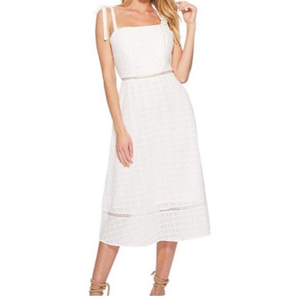 Dress - Picture 2 of 8